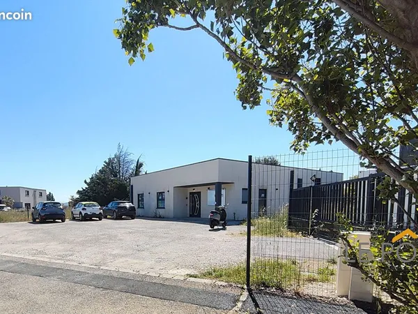 Local commercial 131 m² SAINT ALEXANDRE