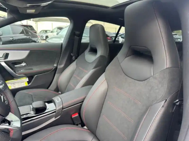 Mercedes Cla 250 e shooting brake amg l — photo 13