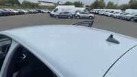 Renault Clio 1.5 dCi 100ch Evolution - 25 — photo 22