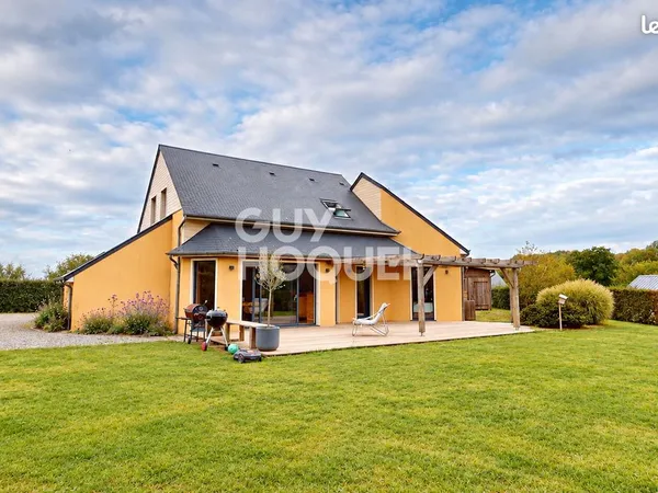 Maison 8 pièces 151 m²