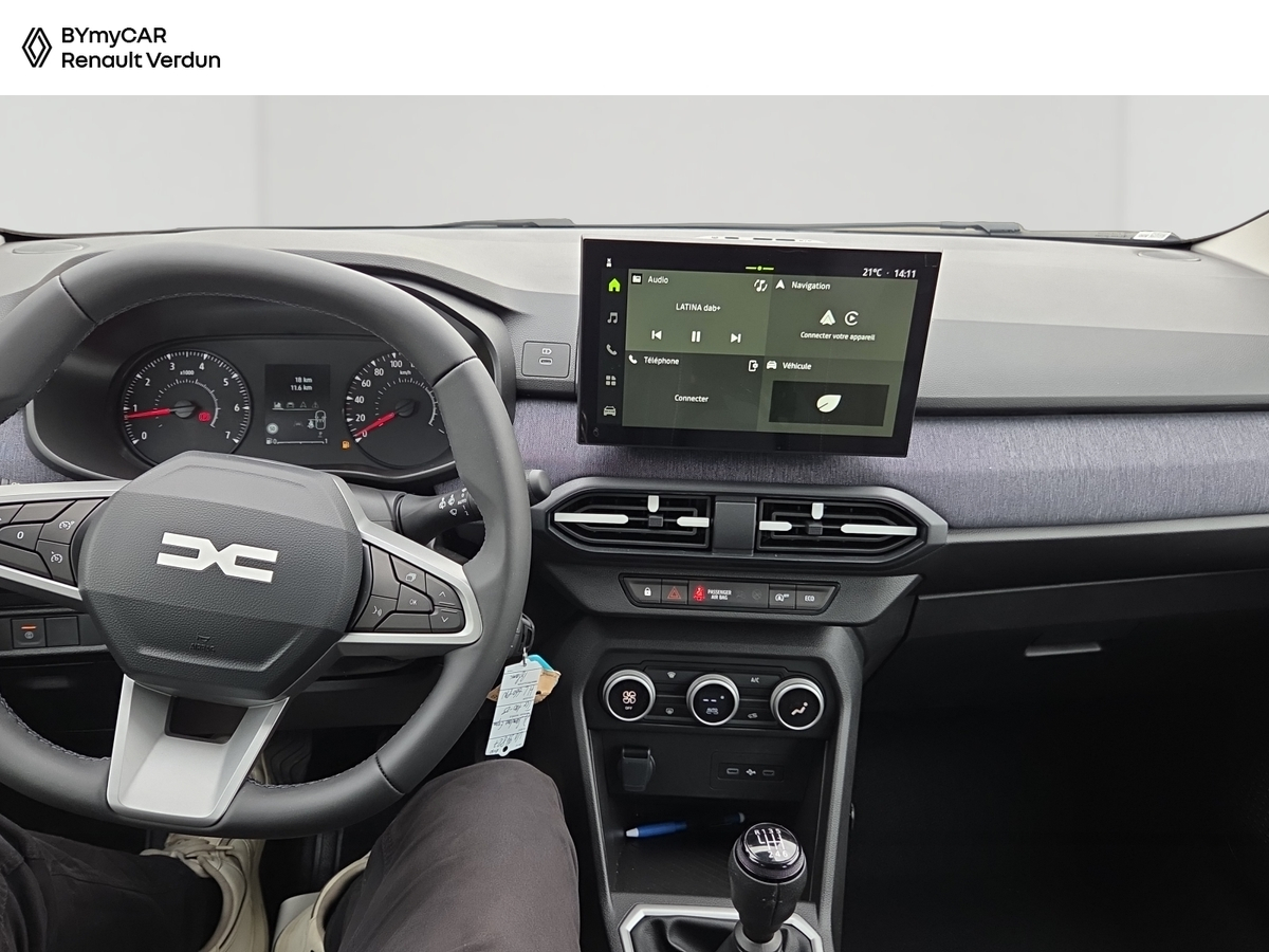 Dacia Sandero TCe 100 — photo 9