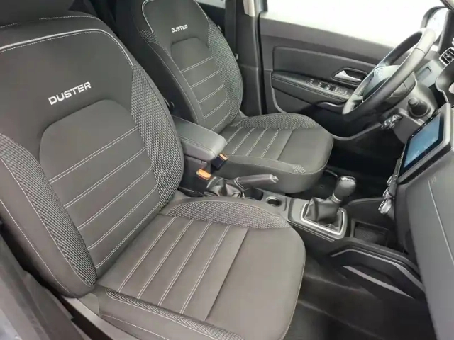 Dacia Duster tce 150 4x2 edc — photo 9