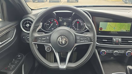 Alfa Romeo Giulia 2.2 JTD 210 Q4 AT8 - Veloce Ti – 2020 – 115288 km – Diesel – Boîte Automatique — photo 41