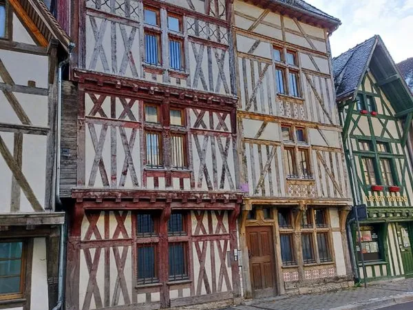 Appartement F2 TROYES Centre