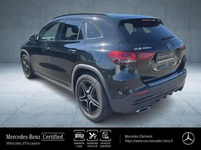 Mercedes Gla 200 d 150ch amg line 8g-dct — photo 18