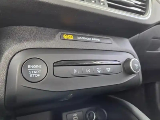 Ford Focus 1.5 ecoblue 115ch titanium x business bva8 — photo 7