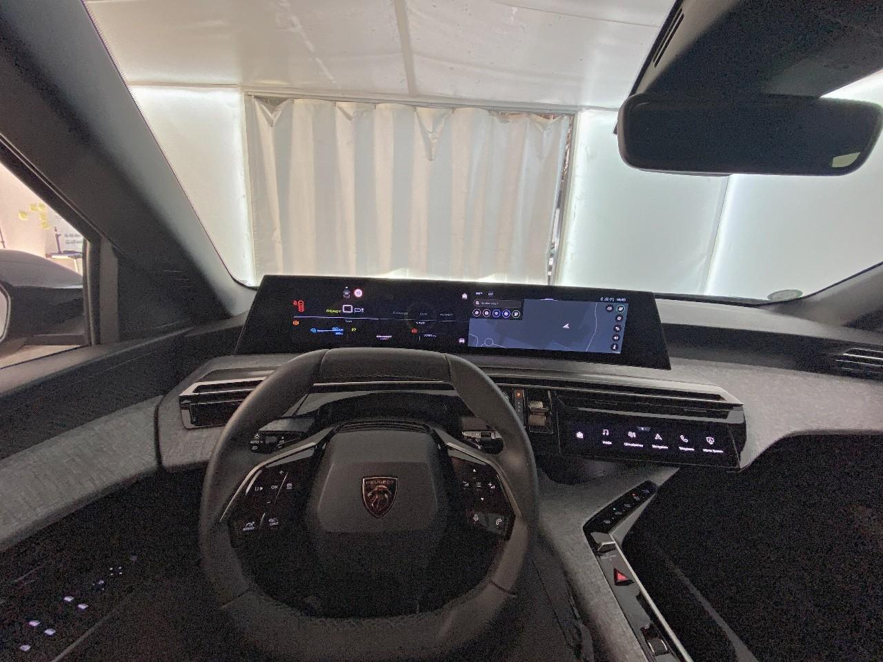 Peugeot 3008 electrique 210 ch 73 kwh allure — photo 12
