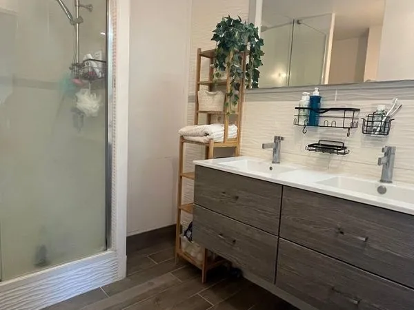 Appartement de 112 m2 a louer