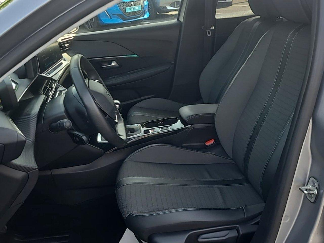 Peugeot 208 1.2 puretech 100ch s&s allure  pack — photo 5