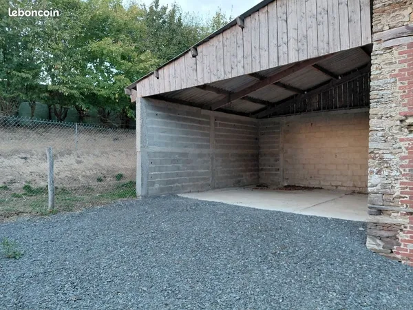 Stationnement Location Condé-sur-Vire   30€