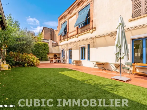 Duplex 9 pièces 238 m²