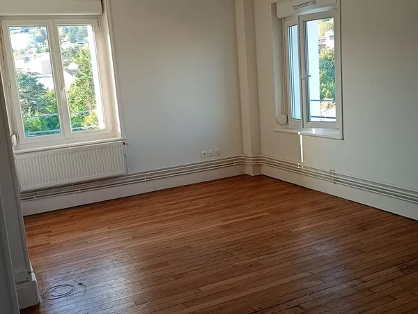 2 chambres,salon proximité voie rapide ,hopitaux laxou et brabois