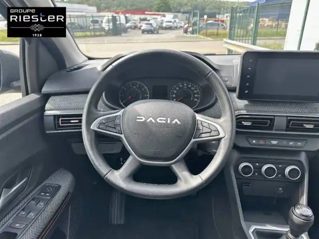 Dacia Sandero tce 110 — photo 9