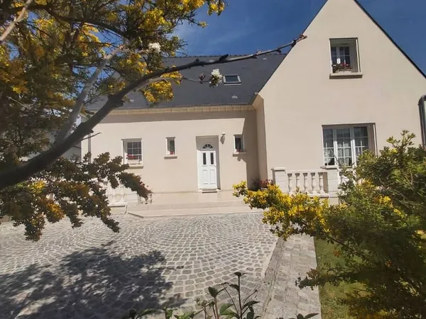 Maison 7 pièces 166 m²