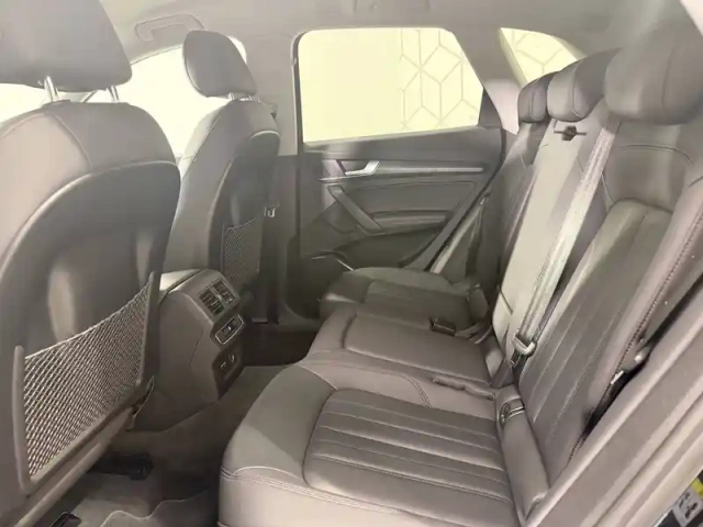 Audi Q5 50 tfsie 299 s tronic 7 quattro — photo 36