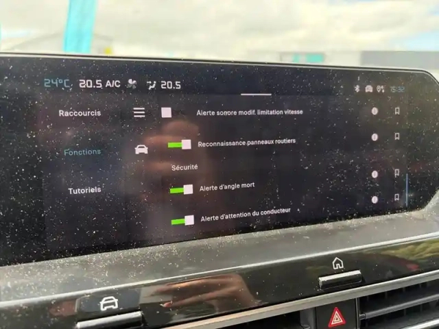 Citroën C4 puretech 130 eat8 — photo 22