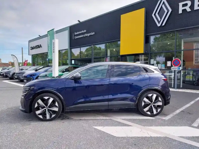 Renault Megane e-tech ev60 220 ch optimum charge — photo 2