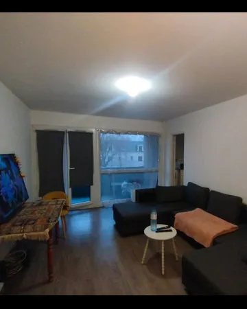 Chambre à louer dans bel et spacieux appartement
