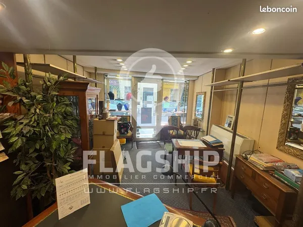 Local commercial 41 m² PARIS