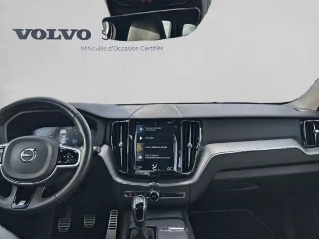 Volvo Xc60 d4 awd 190 ch — photo 4