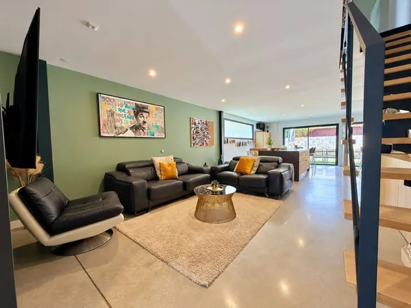 Loft 4 pièces 115 m²