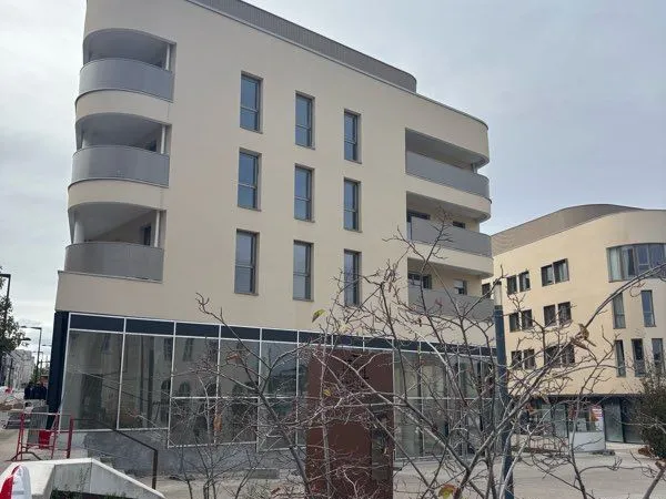 Appartement neuf 3 pièces, 61,5 m², loggia et parking