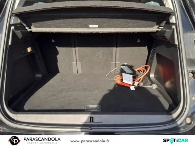 Citroën C5 Aircross hybrid rechargeable 225ch shine pack ë-eat8 — photo 9