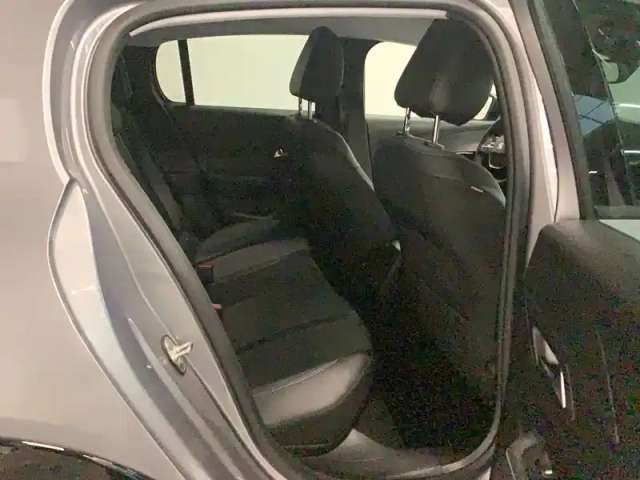 Peugeot 208 electrique 50 kwh 136ch — photo 22