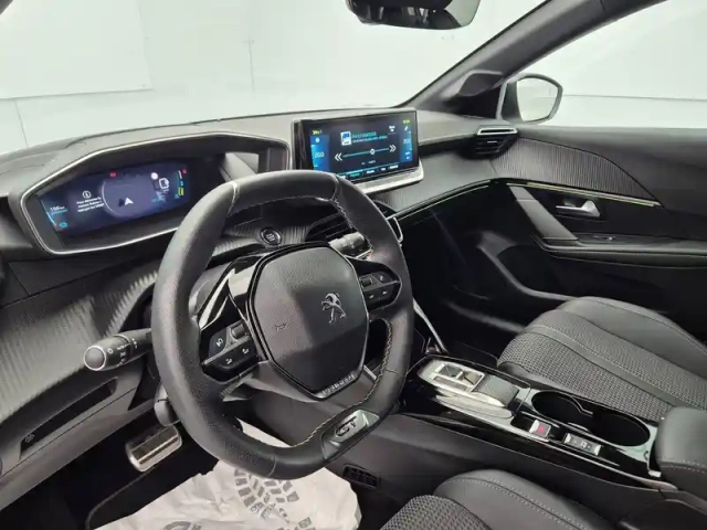 Peugeot 208 electrique 50 kwh 136ch — photo 27