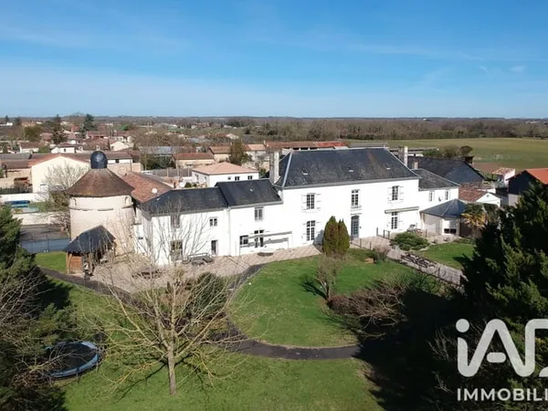 Maison 19 pièces 640 m²