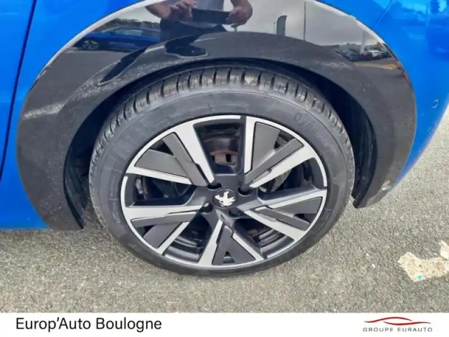 Peugeot 208 1.5 bluehdi 100ch s&amp;s gt — photo 13