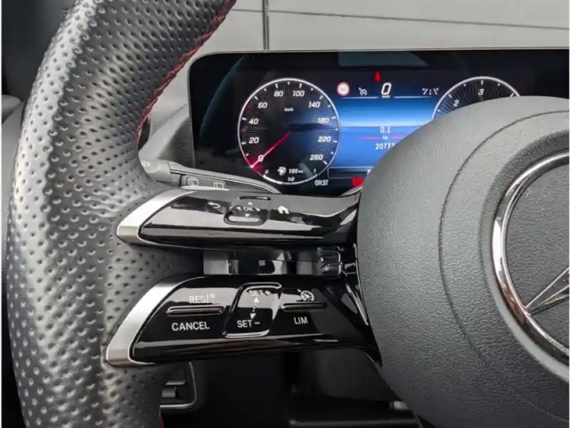 Mercedes Gla 200 d — photo 13