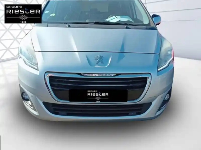 Peugeot 5008 1.6 bluehdi 120ch s&amp;s eat6 7 places — photo 2