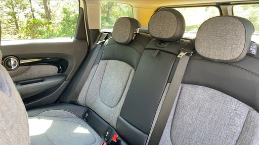 Mini Clubman 1.5 Cooper 136 - Business Design – 2022 – 43707 km – Essence – Boîte Manuelle — photo 40