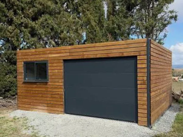 Garage 30m2 isolé - électricité photovoltaïque Leucate Barcares