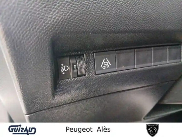 Peugeot 2008 puretech 130 s&amp;s eat8 — photo 36