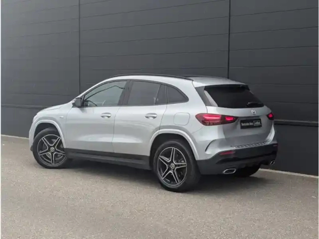 Mercedes Gla 250 e hybrid — photo 3