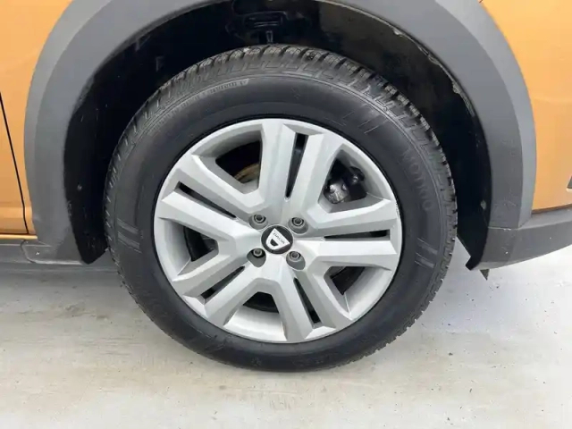 Dacia Sandero eco-g 100 — photo 30