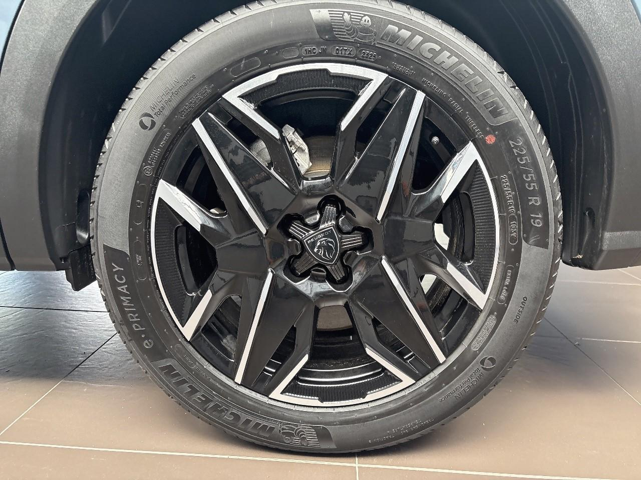 Peugeot 5008 hybrid 145 ch e-dcs6 gt — photo 13