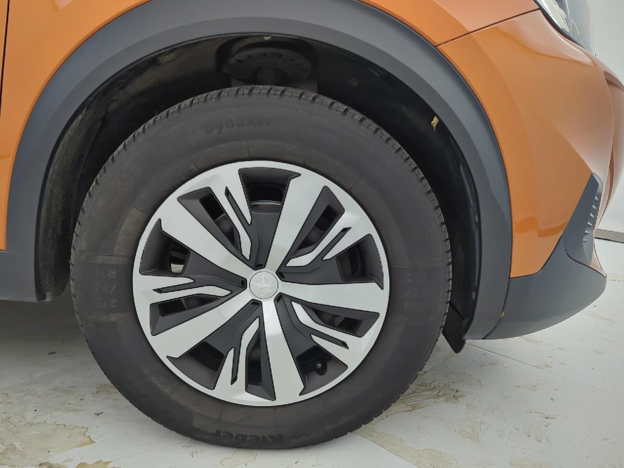 Peugeot 2008 puretech 100 s&s bvm6 active pack — photo 29