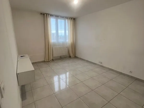 Appartement T2 avec parking