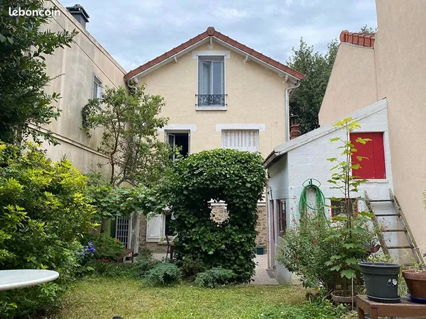 Maison 5 pièces jardin dans impasse familiale