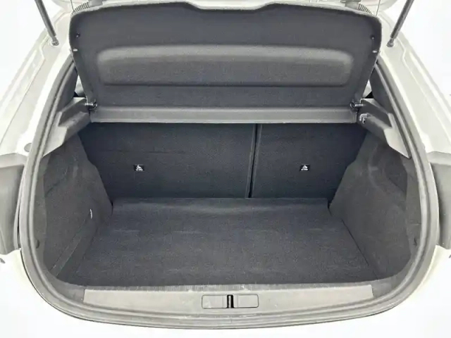 Peugeot 208 puretech 75 s&amp;s bvm5 — photo 6