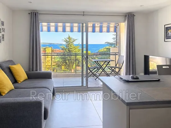 Studio 1 pièce 23 m²