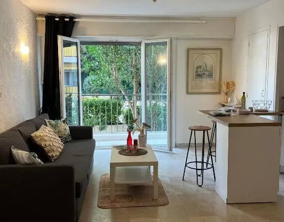 Appartement 1 piece. 27M2. Mairie