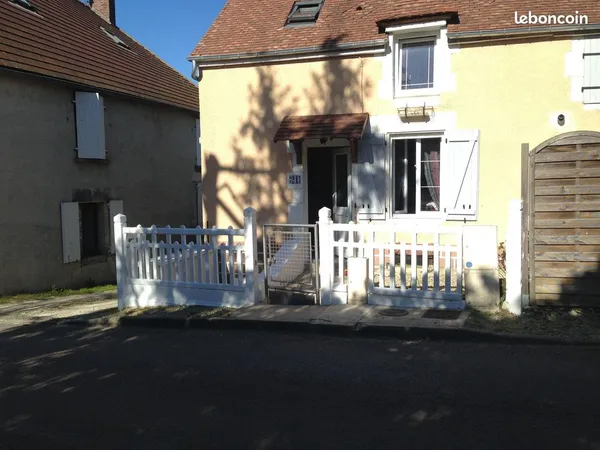 Proche Auxerre / Investissement Locatif / Maison avec jardin
