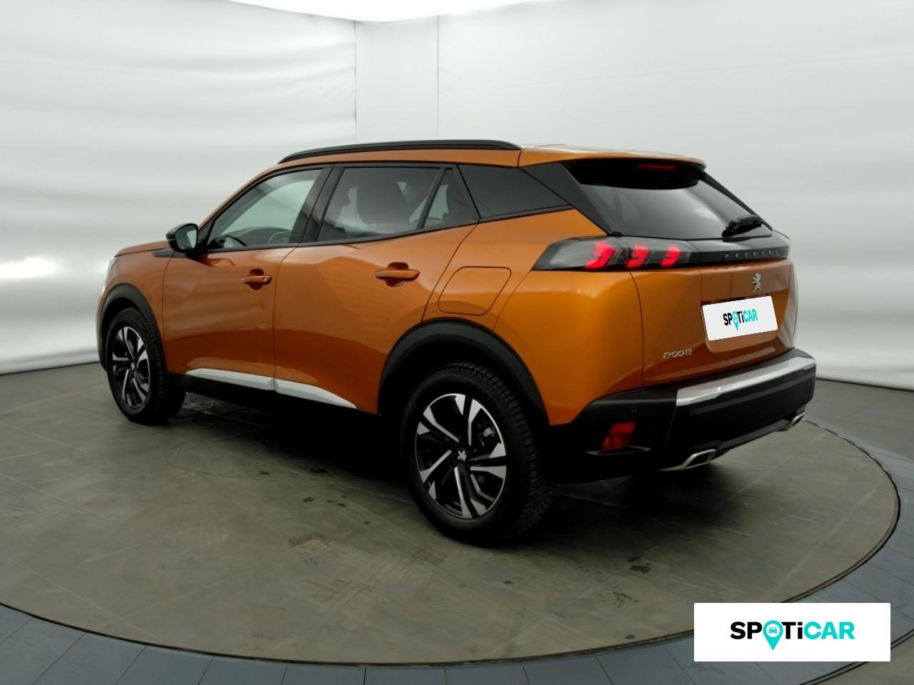 Peugeot 2008 1.2 puretech 100ch s&s allure pack — photo 7