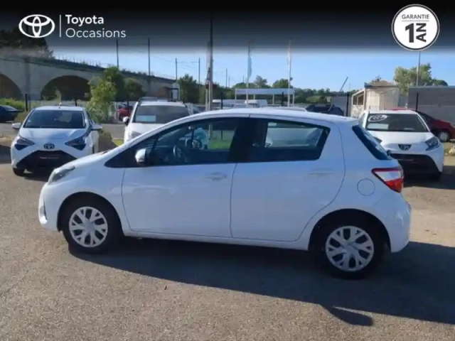 Toyota Yaris 110 vvt-i ultimate cvt 5p — photo 3