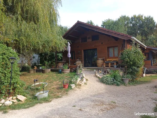 MAISON 78 m² - 3 CHAMBRES - TERRAIN CLOS 931 m²