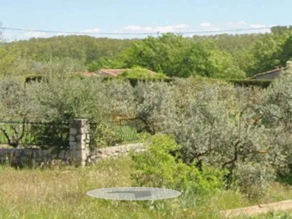 Terrain 570 m²